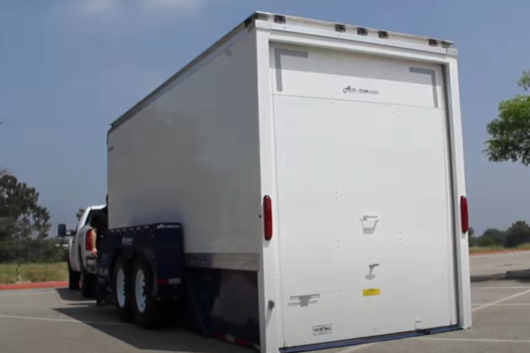 Buy prime quality air-tow drop deck trailers for sale in Ottawa, Canada, from Zuma today!