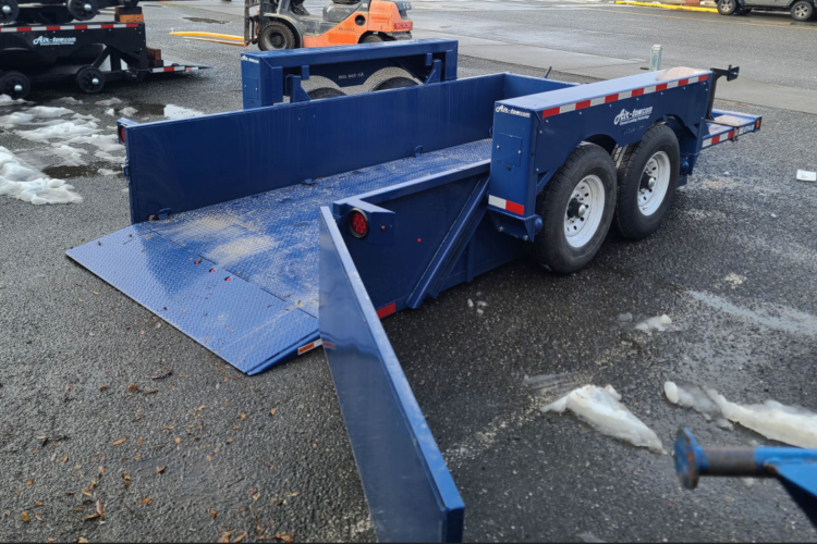 Buy prime quality air-tow drop deck trailers for sale in Vaughan, Ontario, from Zuma today!