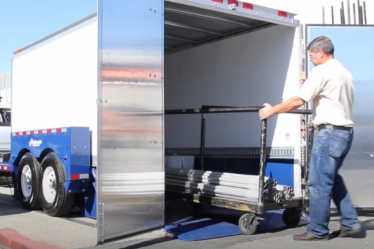 Buy prime quality air-tow drop deck trailers for sale in Vaughan, Ontario, from Zuma today!
